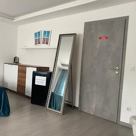 Ruhiges Im Проживание в семье
